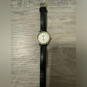 Coach LEX WOMENS Watch WHITE DIAL WITH ION PLATED THIN GOLD BRASS AND CRYSTALS Coach Ultra Slim Beige Dial White Leather Strap Women main image 4